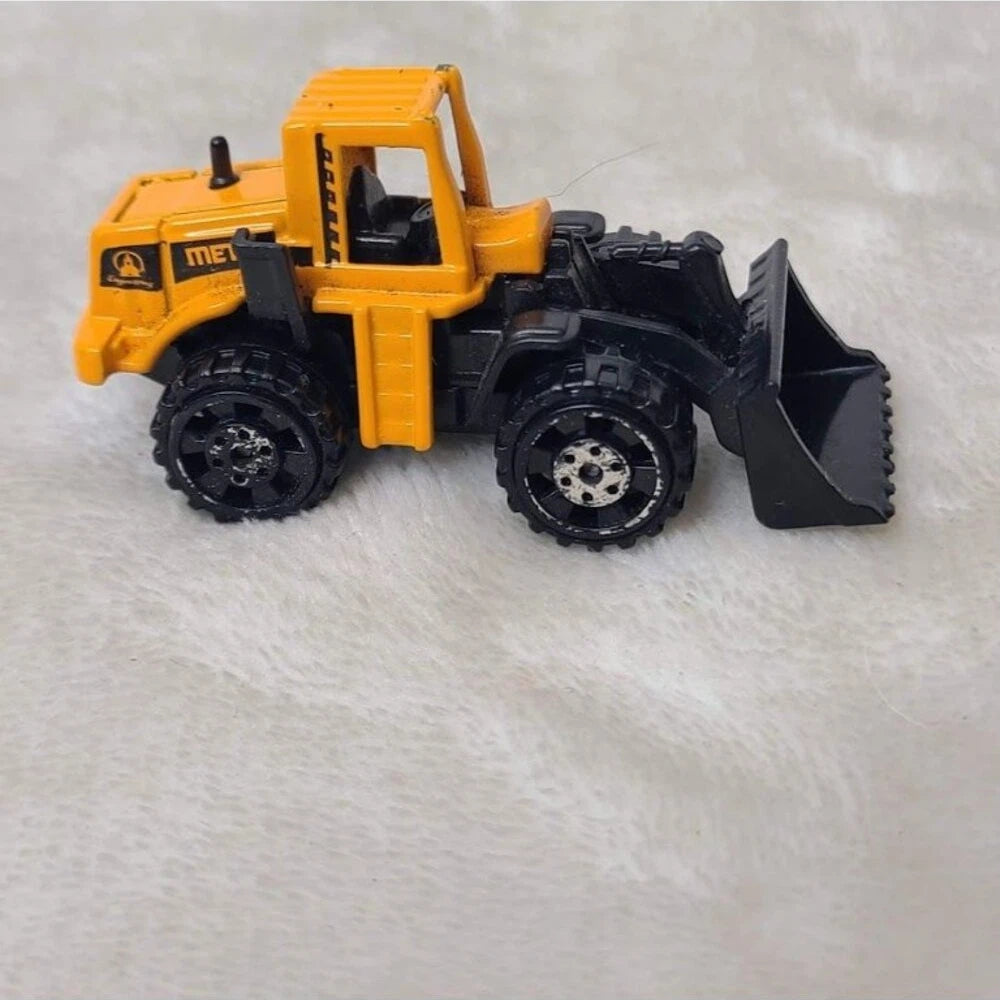 1:64 Scale Wheeled Front-End Loader Model